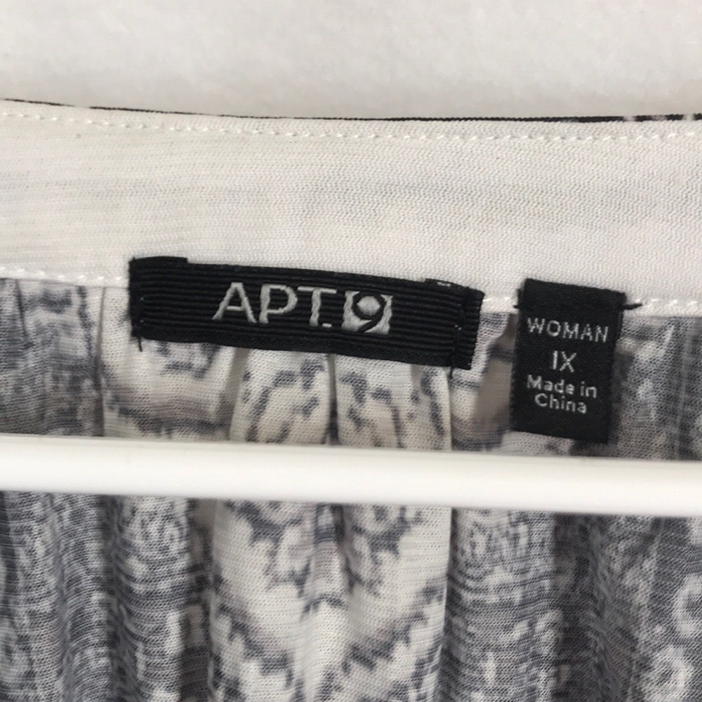 Relativity top - Picture 3 of 5